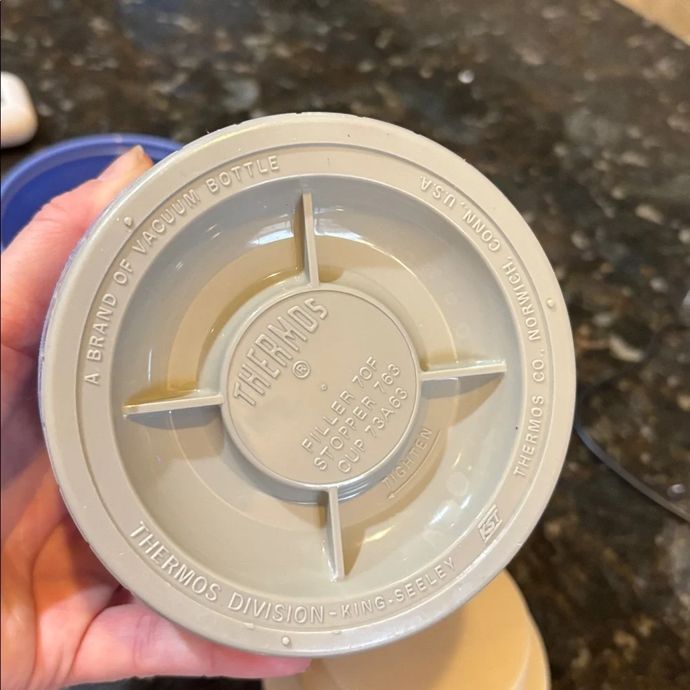 Thermos hot cold